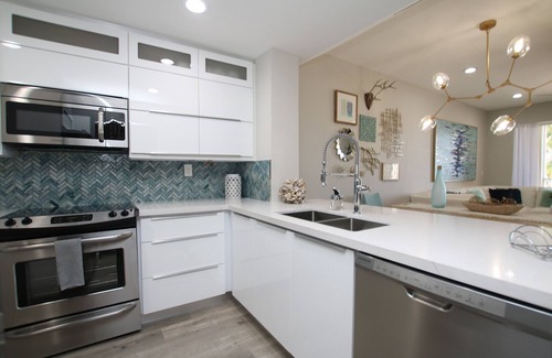 Rock Harbor House | CASA MAR #1 Key Largo Vacation Rental! 2 Kings, Pools,Pickleball,Hot tubs,Tennis