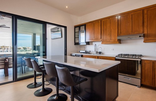Marina Real House | Casa Marinera, in Marina Real, 100 meters from the beach with view to the pier.