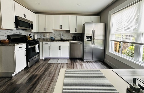 Smyrna House | Casa Mia by the Braves Stadium In Smyrna Ga