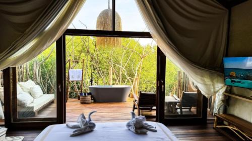 Dubai Hotel | Casa Mikoko Resort