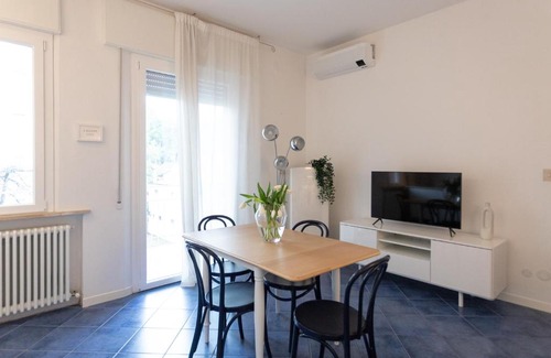 Milano Marittima Apartment | Casa Milano Marittima in centro tre locali con terrazzo