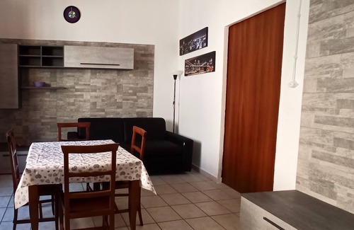 Iglesias House | Casa Monica: luminosa, arieggiata, curata, accogliente