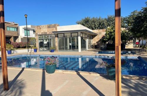 Culiacan House | Casa amplia