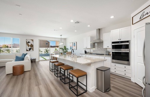 Coachella House | Casa Negra w/Pool, Spa & more! Close to Festivals!