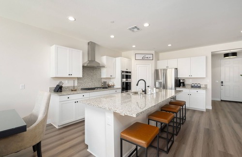 Coachella House | Casa Negra w/Pool, Spa & more! Close to Festivals!