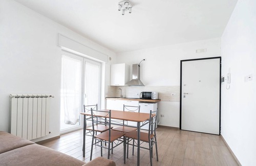 Municipio 3 Apartment | Casa Ninetta con balcone by Wonderful Italy