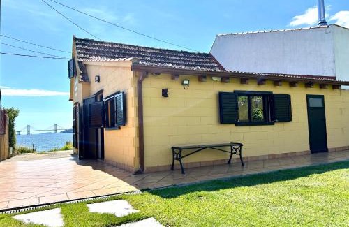 Redondela House | CASA O PIÑEIRO