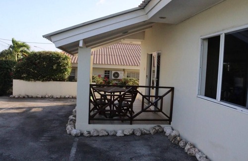 Marie Pampoen Apartment | Casa Ofori