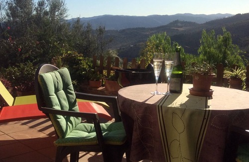 Alfarnatejo Bed & Breakfast | Casa Oliveras is a place to explore,