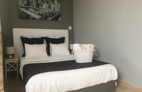 Balito Apartment | Casa Oti