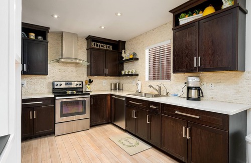 Paradise Valley Village Condo | CASA PACIFICO-Anasazi Village-Plush 2bed/1bath updated unit