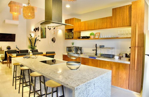 Merida House | Casa Pavo Real Fully air-conditioned 2-bedroom house 350MB/S with cozy pool