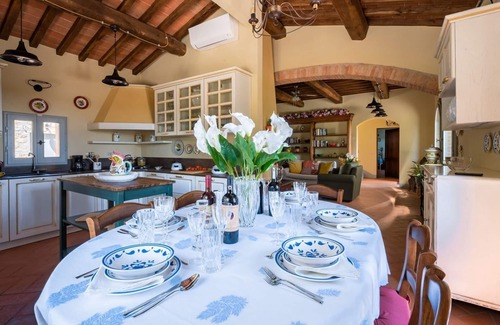 Gaiole in Chianti Villa | Casa Perano, Gaiole in Chianti, Siena and Chianti
