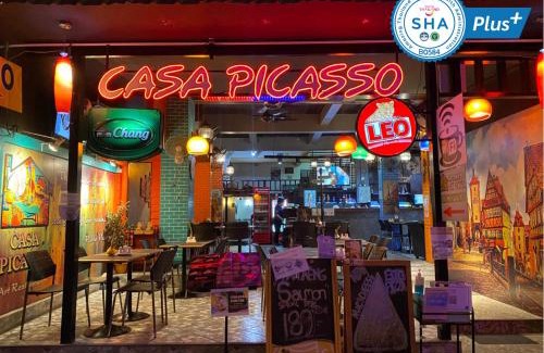 Phra Athit Hotel | Casa Picasso Near Chabad House