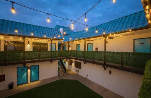 Southwest Anaheim Hotel | Casa Playa Inn - Stanton, Anaheim