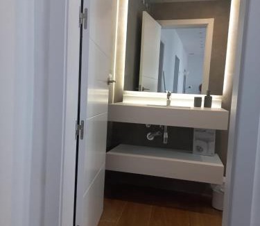 La Trinidad-San Juan y Todos los Santos Apartment | Casa Puerta de Almodovar 2