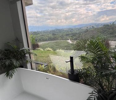 La Tebaida House | Casa Río Quindío