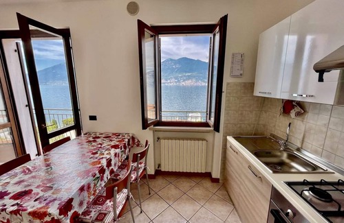 Brenzone sul Garda Apartment | Casa Ré - Apartment with beautiful lake view.