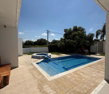 Flandes House | Casa RE