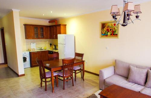 Yurta Apartment | Casa Real