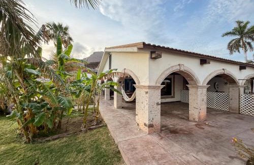 Miramar Villa | Casa Recuerdos