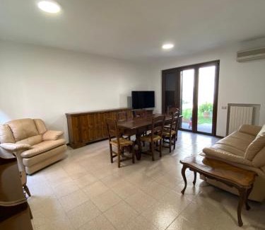 Borgo Roma House | Casa Rina