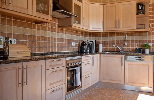 Lagoa e Carvoeiro House | Casa Rina - Private swimming pool, 5 min drive to beaches & 7 min to town