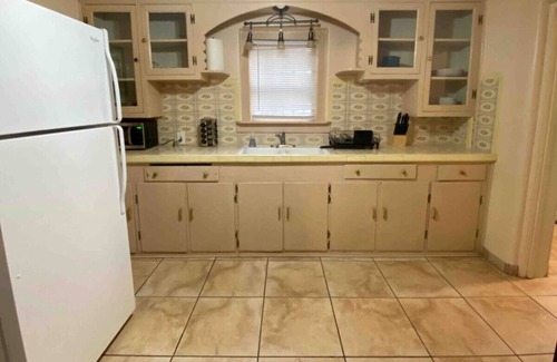 West Old Town House | Casa Rio - Adorable Albuquerque Home in Old Town