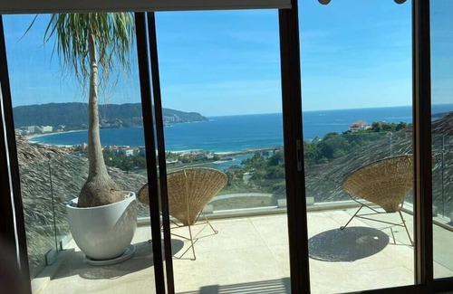 Ixtapa House | Casa Roca: In Porto Ixtapa with private jacuzzi