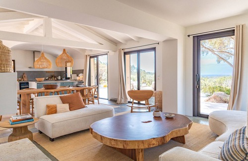 Pianotolli-Caldarello Villa | Casa Rocca Di Pianotolli