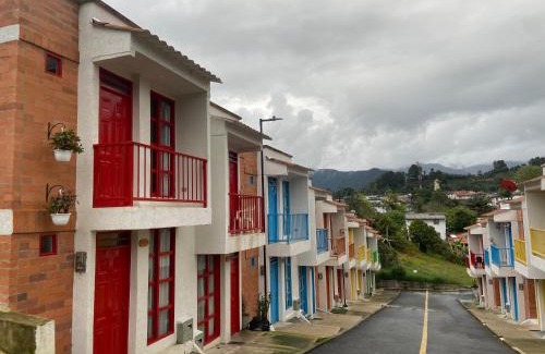 Salento House | Casa Roma - La tranquilidad del campo en la Ciudad - RNT 1 0 8 1 3 7-