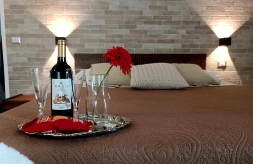 Posta Fibreno House | Casa Rosamari - su Lago di Posta Fibreno, Appartamento con camino