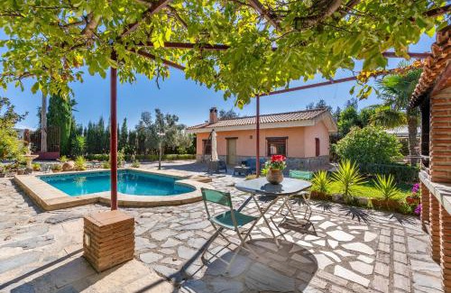 Niguelas House | Casa rural a pie de Sierra Nigüelas