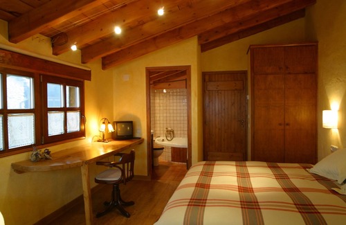 Lles House | Casa rural cal Rei