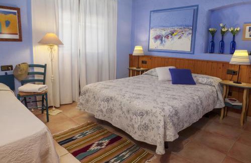Garriguella House | Casa Rural Can Coll