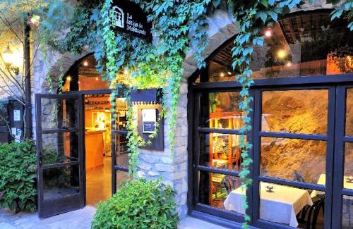 Montsonis Apartment | Casa rural con cueva - Cal Gravat