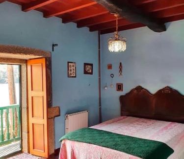 Ferrol House | Casa rural con gran finca al borde del mar