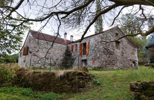 Ponteareas House | CASA RURAL DE 300 AÑOS CON SILENCIO y TRANQUILIDAD