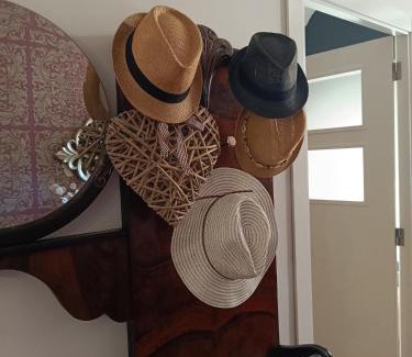 Caudete de las Fuentes House | CASA RURAL ALEGRÍA