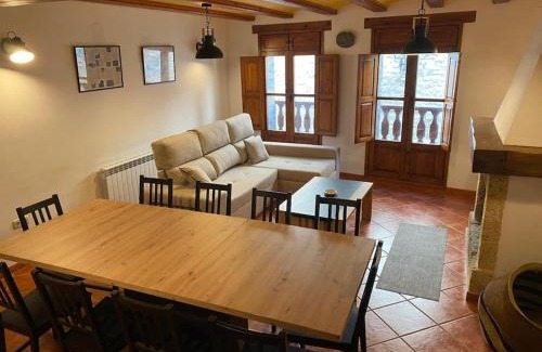 Mirambel House | Casa Rural La Peña