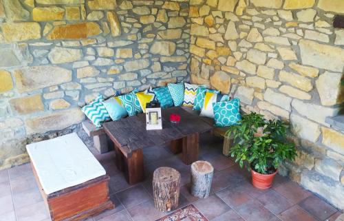 Morillo de Monclus House | Casa Rural Tejedor