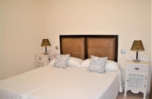 Fernan Caballero House | Casa Rural Villa Herrera