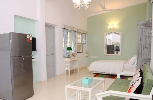 Dona Paula Apartment | Casa Sea-Esta, Beach view studio apt - Dona Paula