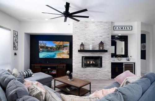 Rancho Santana Villa | Casa Serenity - Luxury Living w Pool & Jacuzzi