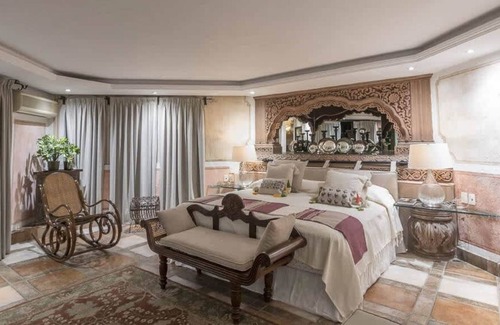Cuernavaca House | Casa Sofía: With a large garden and waterfall in Cuernavaca