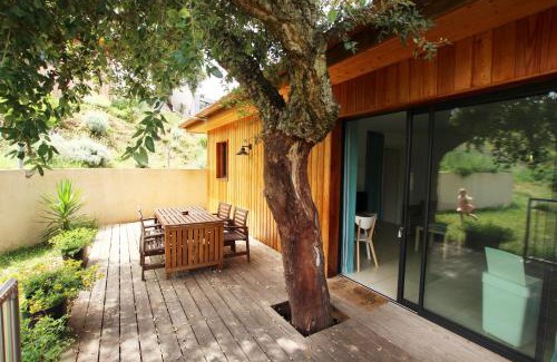 Afa House | casa suara