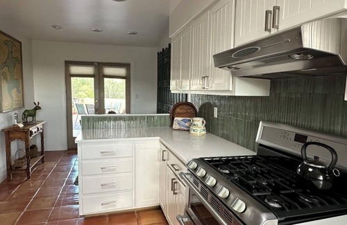 Northeast Santa Fe House | Casa Tórtola - 3BR Close To Plaza, Skiing, Ft. Marcy Park. Great Mountain views