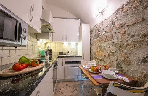 Melide House | Casa Tamè - Pieds dans l'eau, Melide, Switzerland