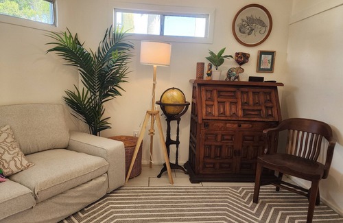 Ensenada Cottage | CASA TIKI - Tropical Beachfront Chilluxe