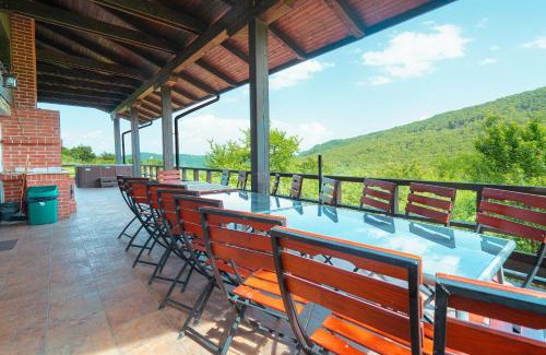 Baile Olanesti House | Casa Tisa